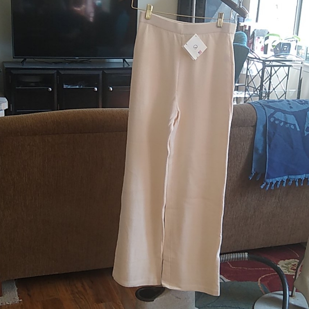 St. John Knit White Dress Pants SZ 4. New w/tags.